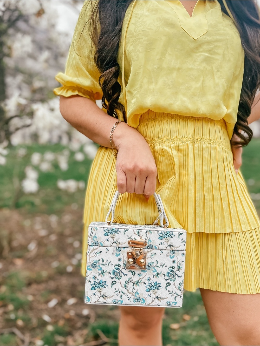 Sunny Yellow Pleated Dress - Picture 4 of 4